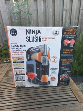 Te koop zo goed als nieuw Ninja Slushi