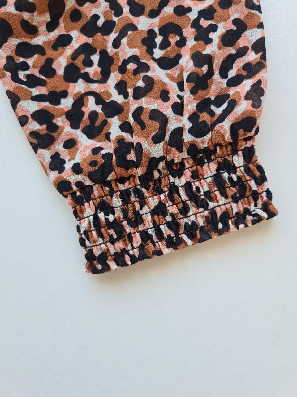 Leuk tijgerprint jurkje van Kids  Mt 128