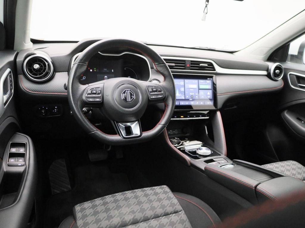 MG ZS standard range 51 kwh comfort