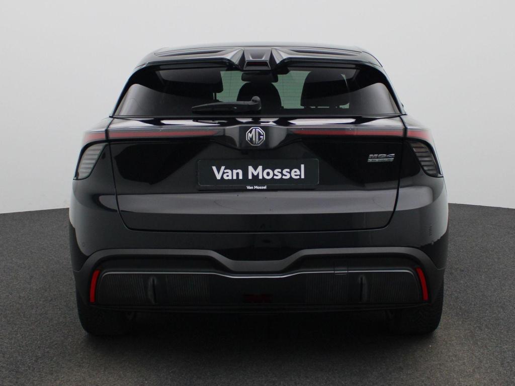 MG Mg4 long range 64kwh luxury | navi | led koplampen | 360 camera | stoelv