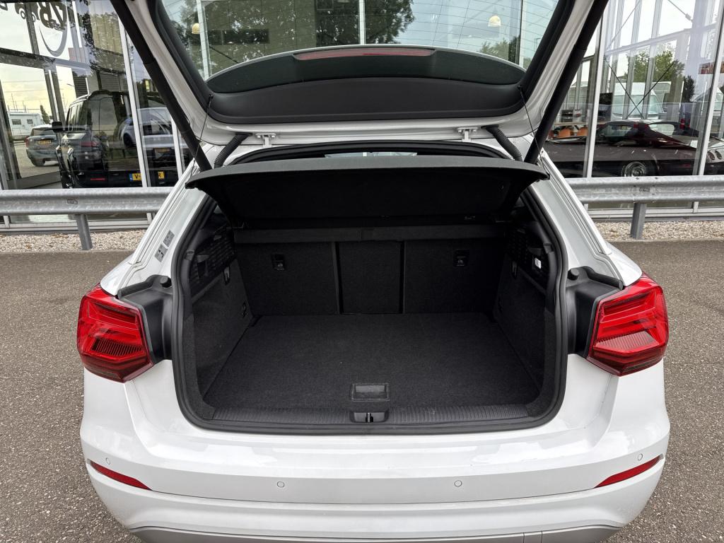 Audi Q2 1.0 tfsi sport pro line s | trekhaak | stoelverw. | cruisec. | elek
