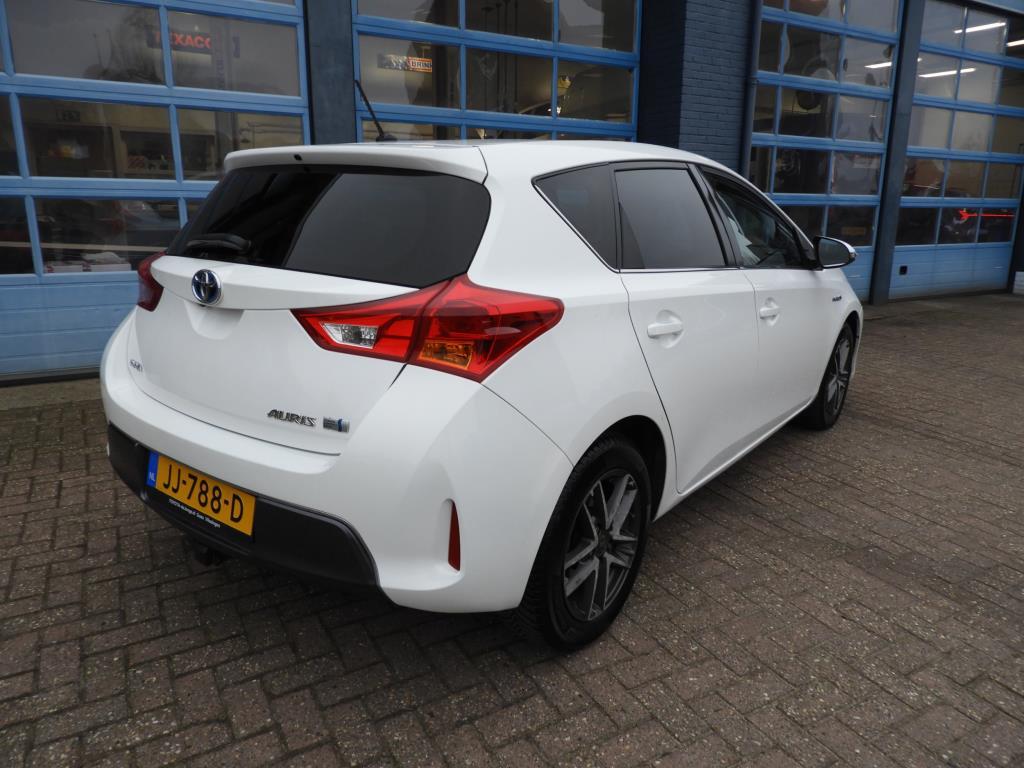 Toyota Auris 1.8 hybrid executive trekhaak