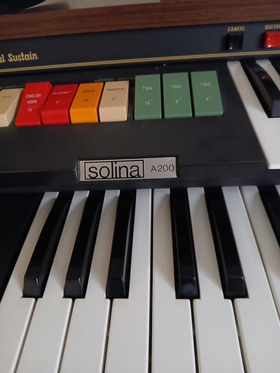 Solina A 200 orgel