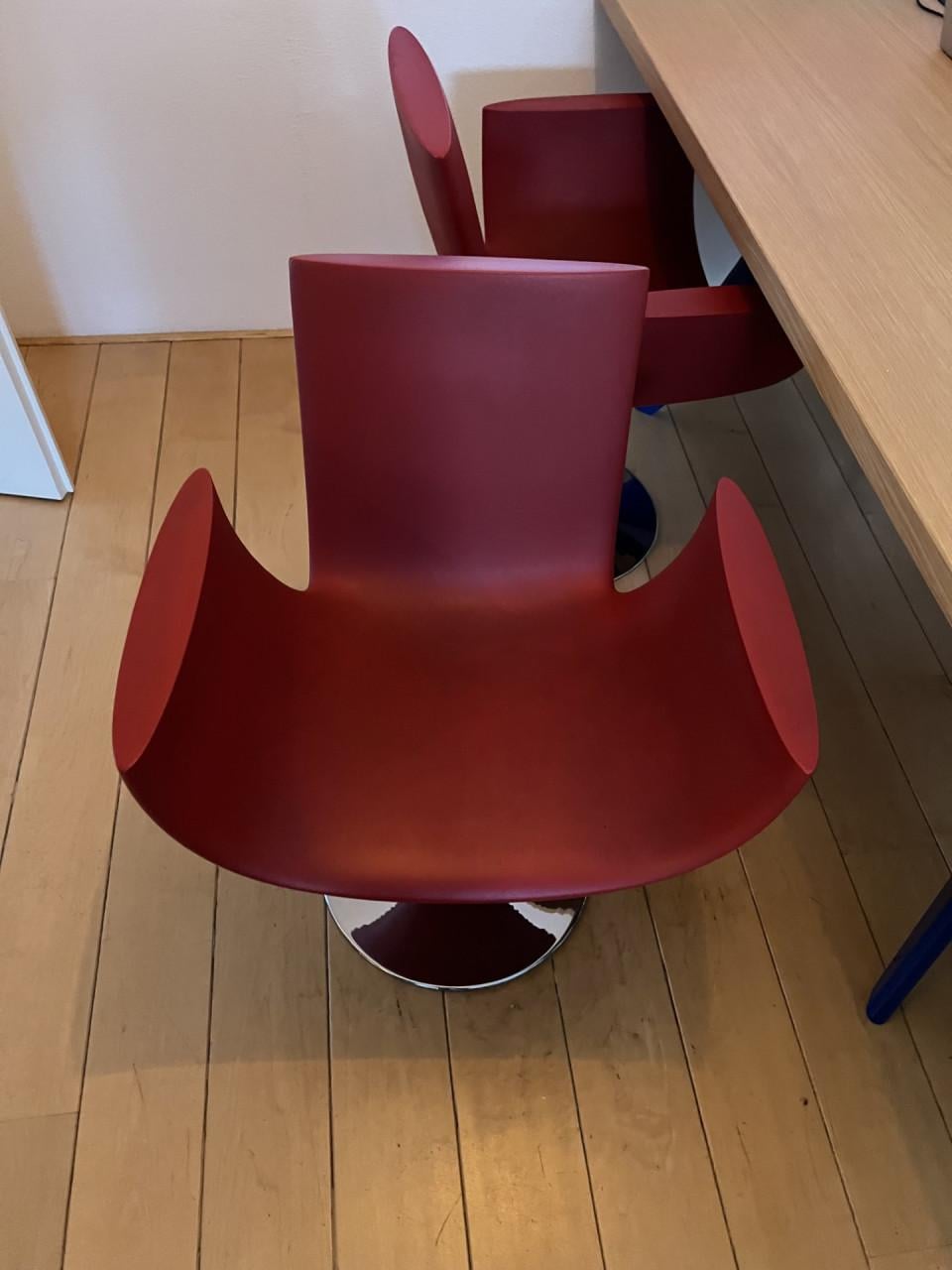 Set van 4 Designstoelen – Sintesi – Rood