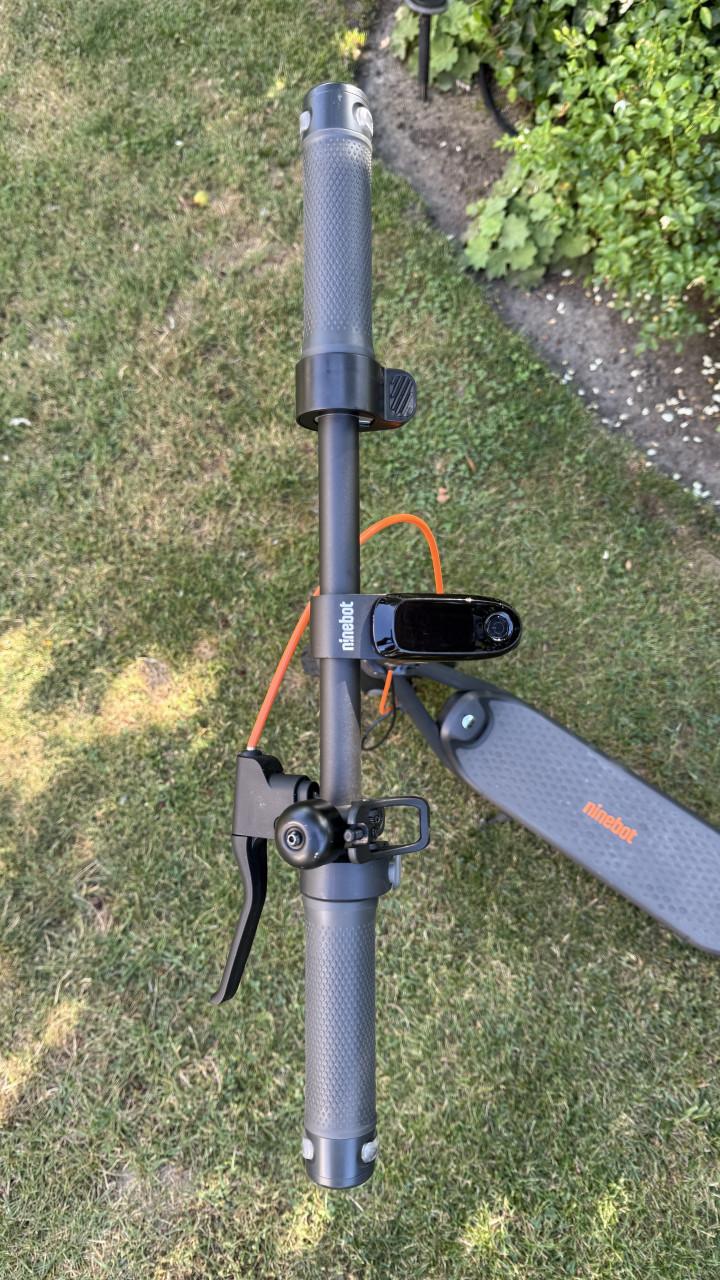 Ninebot Kickscooter F2 Pro