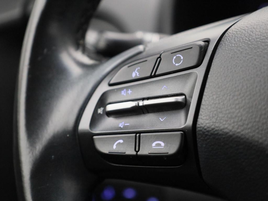 Hyundai Kona ev fashion 64 kwh