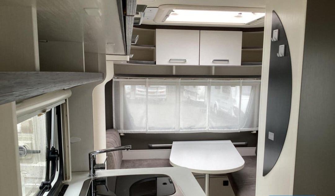 Te koop dethleffs caravan 495fr
