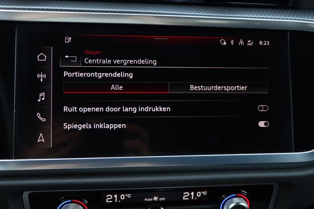 Audi Q3 45 tfsi e s edition 245pk s tronic | soh 99,7% |