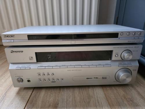 Pioneer versterker met ingebouwde tuner plus Sony cd/dvdspeler