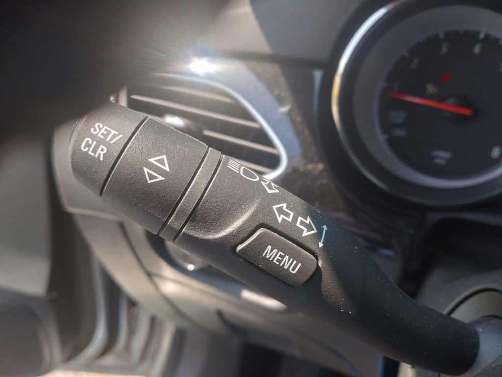 Opel Astra sports tourer 1.2 design&tech