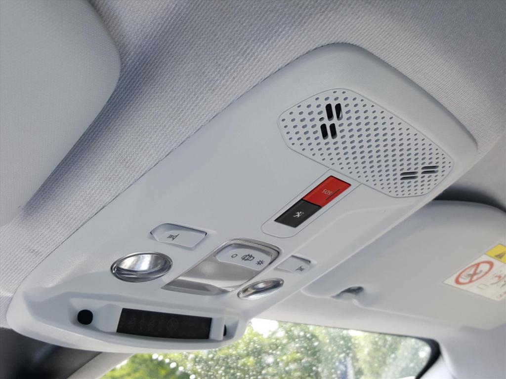 Peugeot 208 allure 1.2 pt-100pk navigatie | 3d-cockpit | apple carplay&andr