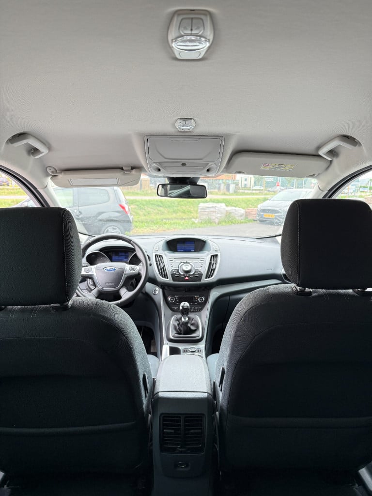 Ford C-max 1.0 - titanium - nieuwe distributie -125pk