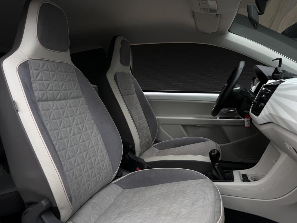 Volkswagen UP! 1.0 beats audio uitvoering