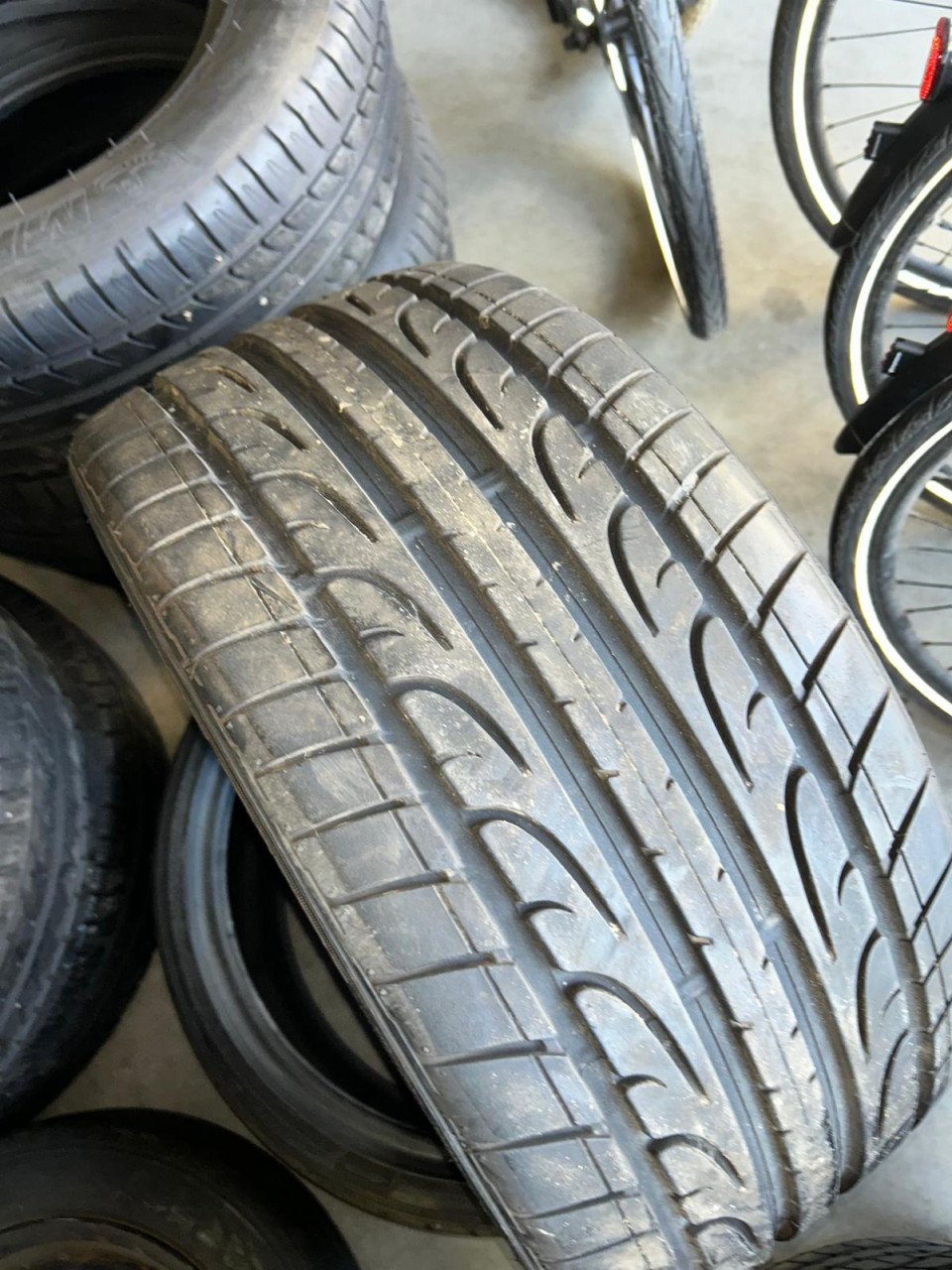 19 INCH DUNLOP SP SPORT MAX ZOMERBANDEN