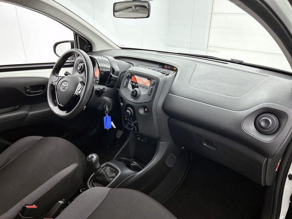 Toyota Aygo 1.0 vvt-i x-fun | airco | bluetooth