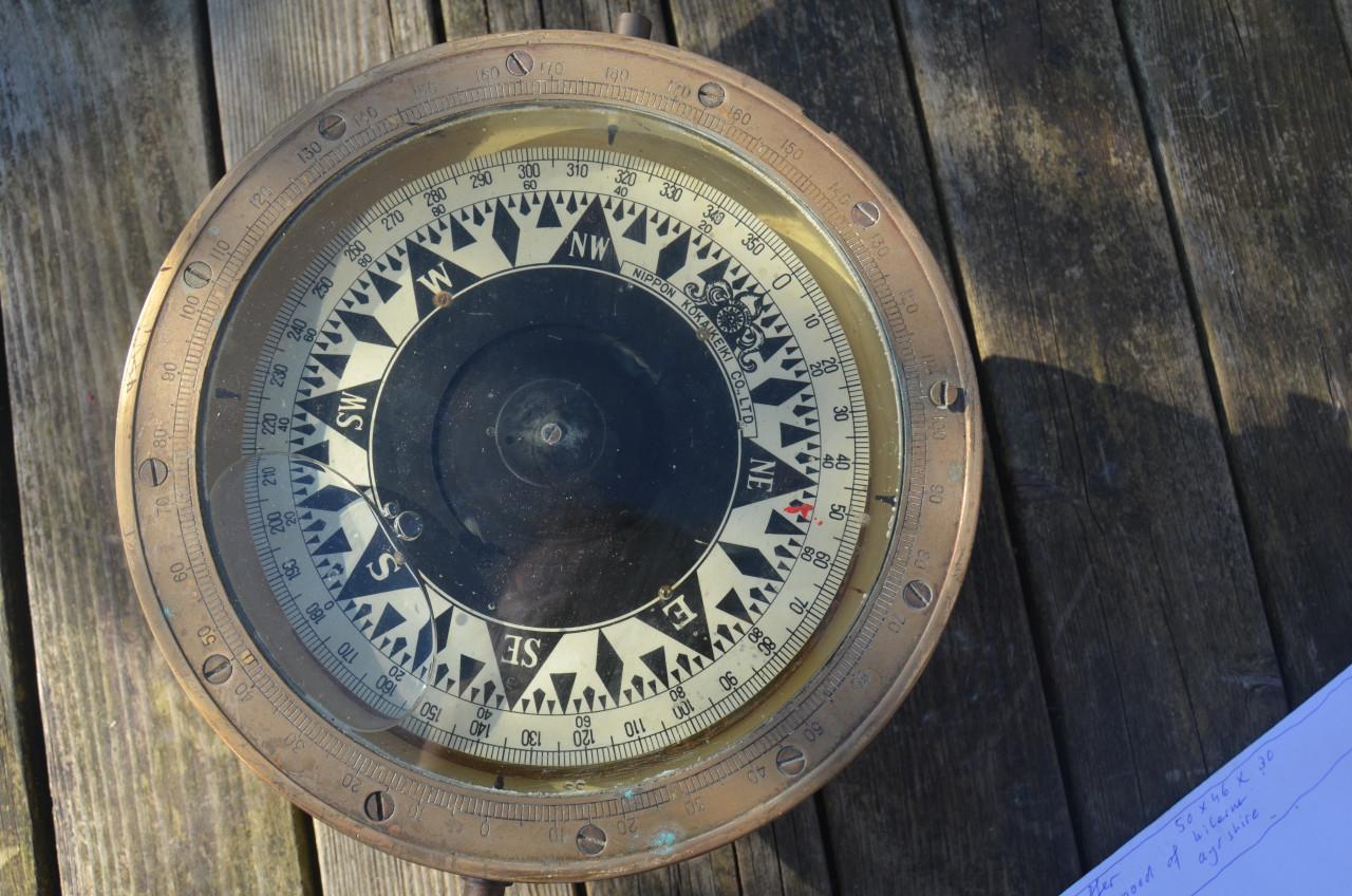 Japans vloeistofkompas (beroepsvaart)