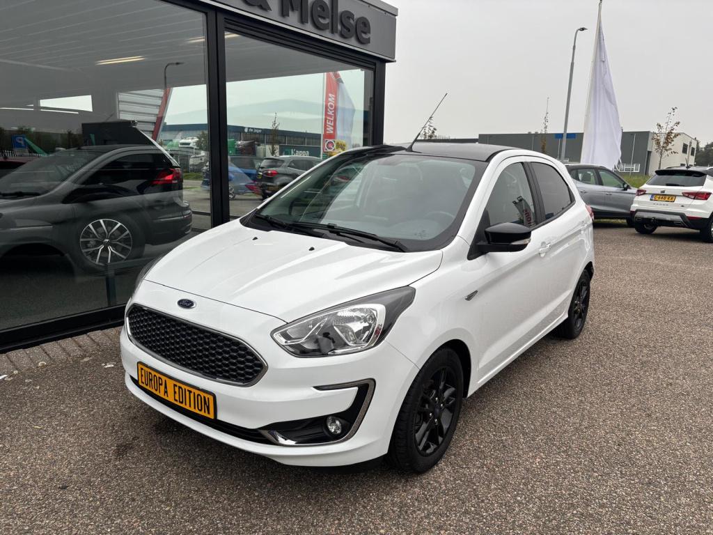 Ford KA ka+ 1.2 85pk black & white, stoelverwarming, voorruitverwarming, se