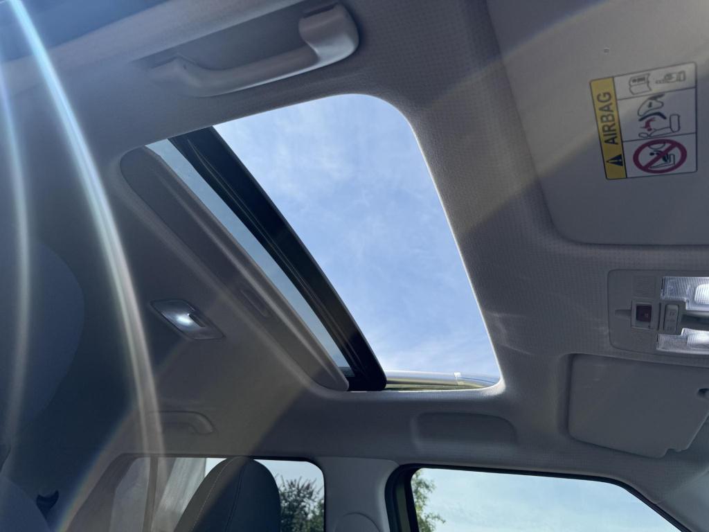 Hyundai Inster cross sky plus 49 kwh direct beschikbaar!