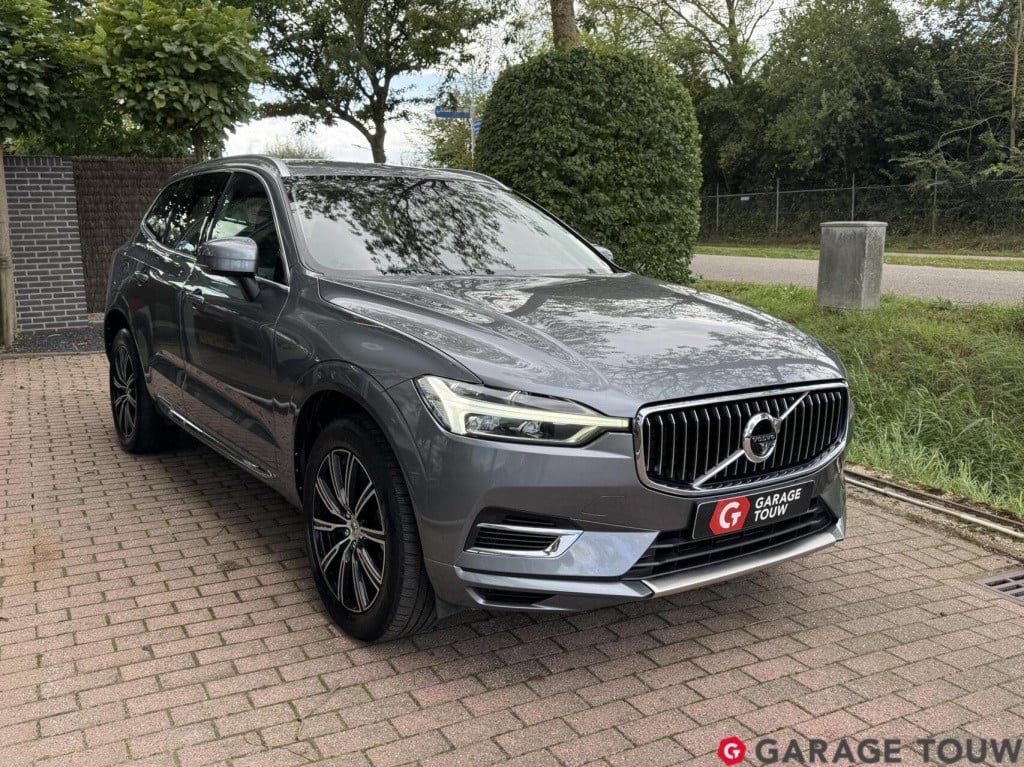 Volvo XC60 2.0 t8 twin engine awd inscription pano hud trekh