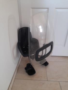 Bobike mini classic fietsstoeltje voor voorop 0/15 kg ( in goede staat )