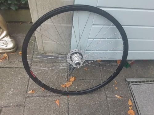 28 inch nexus voorwiel, rollerbrake rem  ( zwarte velg )