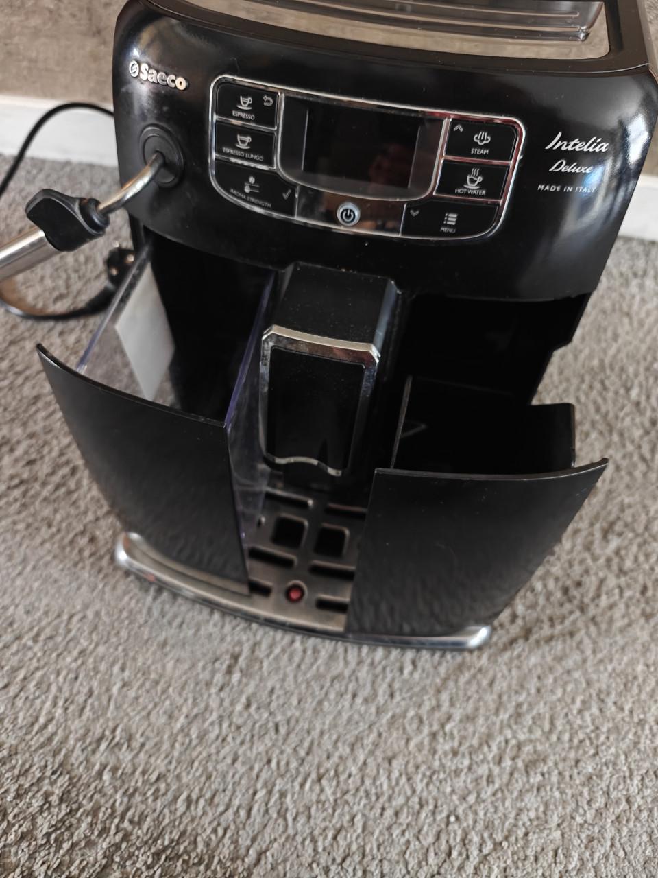 Saeco Iintelia Deluxe koffiemachine