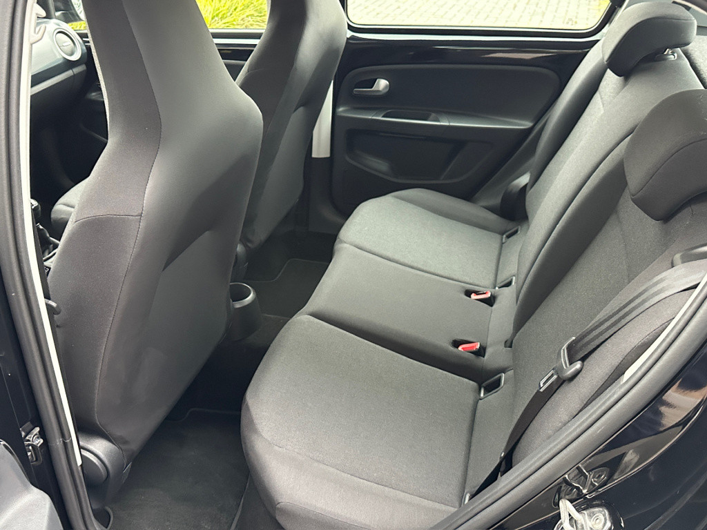 Volkswagen UP! 1.0 65pk 5-deurs | airco | bluetooth | rijklaar incl. 1 jaar