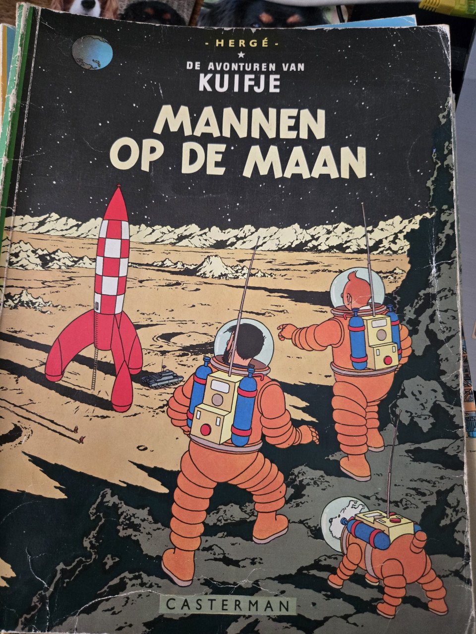 11 Stuks Kuifje stripalbums. In gelezen staat
