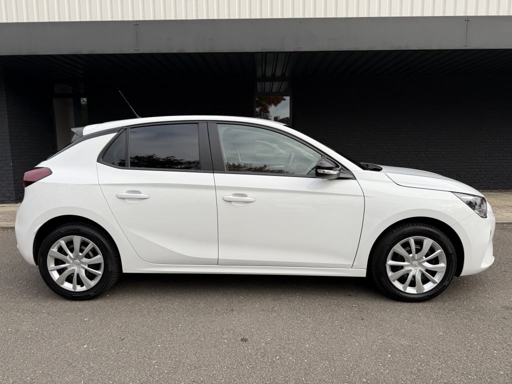 Opel Corsa 1.2 edition // stoel & stuurverwarming //