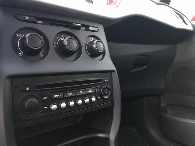 Citroen C3 1.4 panoramische voorruit | airco | cruise | parkeersensoren etc