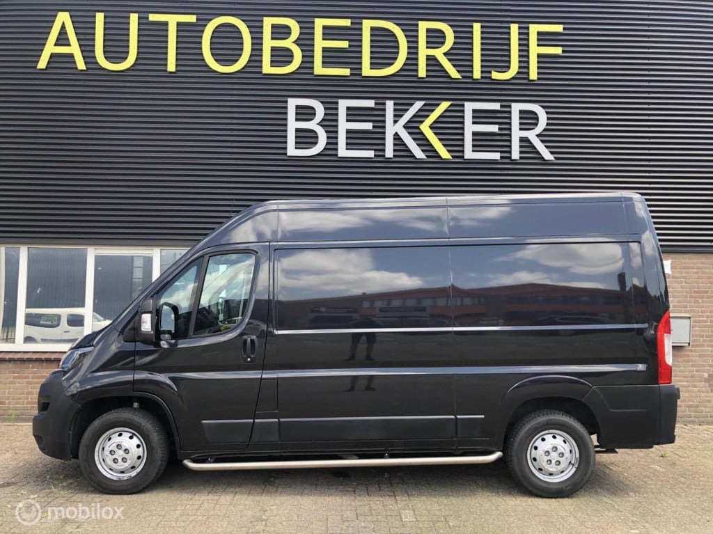 Peugeot Boxer bestel 330 2.2 bluehdi 140 l2h2 premium