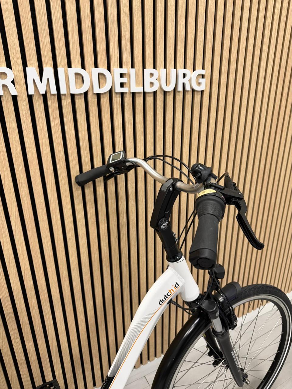 Dutch ID Cruise Bosch Active Line 400Wh 48CM 8164KM