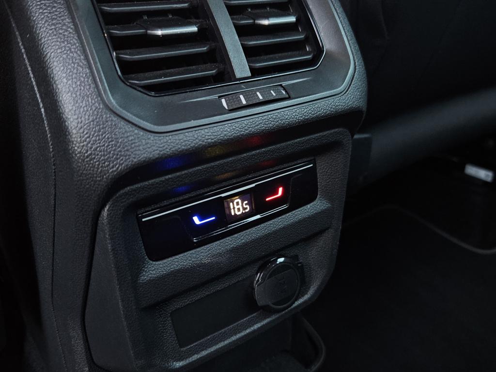 Volkswagen Tiguan 1.5 tsi r-line business+ | elek. trekhaak | keyless