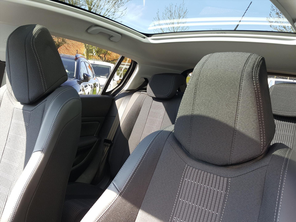 Peugeot 308 1.2 puretech 130pk s&s allure navigatie | cruise & climate cont