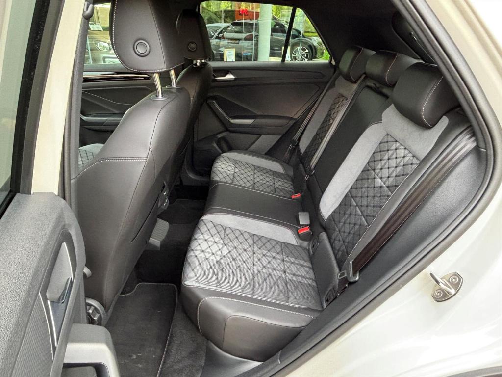 Volkswagen T-roc 1.5 tsi 150pk 7-dsg r-line| camera | keyless|unieke km sta