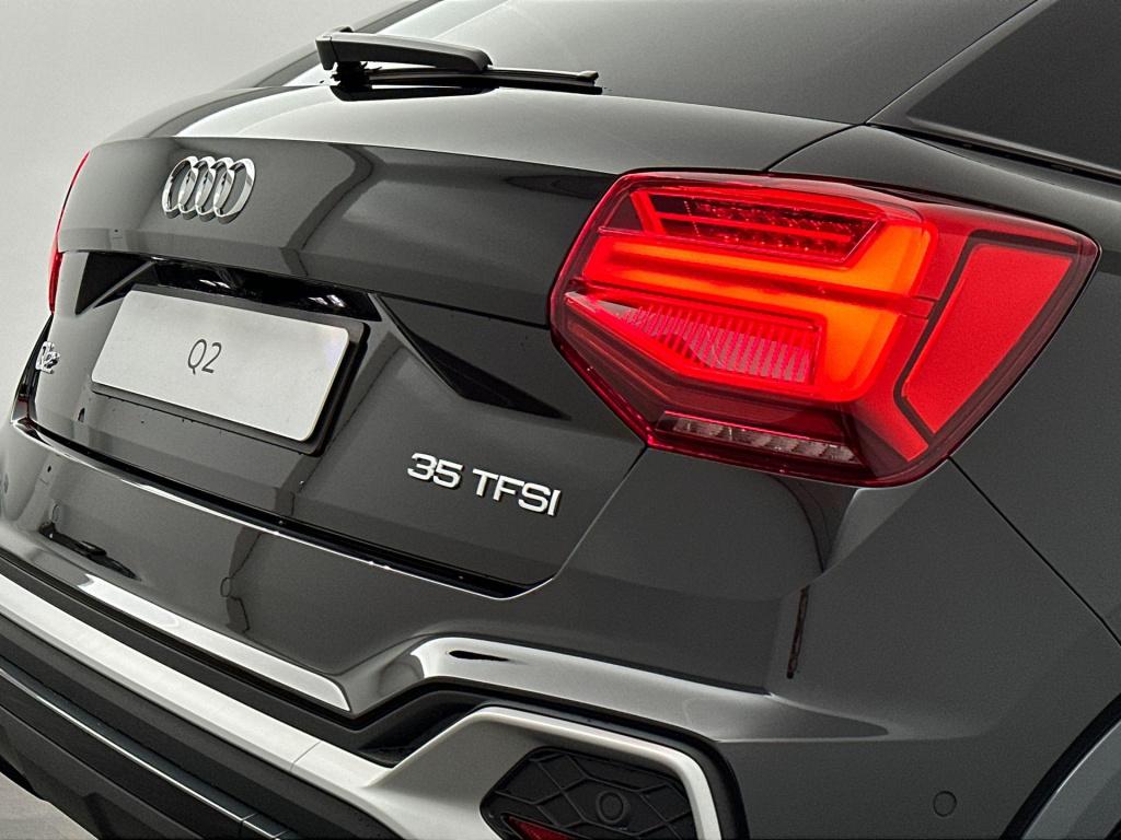 Audi Q2 s edition 35 tfsi 110 kw / 150 pk hatchback 7 vers