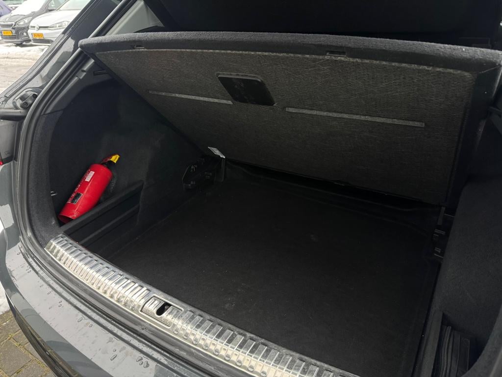 Audi Q3 35 tfsi * matrix led * stoelverwarming * adaptive cruise control