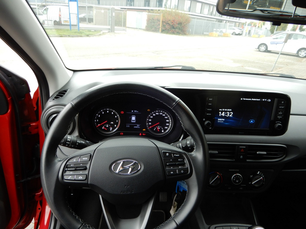 Hyundai I 10 1.0 comfort smart | nl auto | navi | achteruitrijcamera