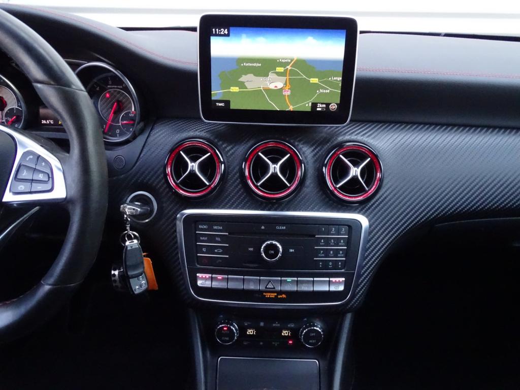 Mercedes-Benz A-Klasse amg 45 4matic | schaalstoelen | designo mountaingrij