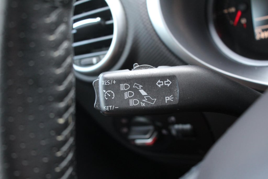 Seat Leon 1.2 tsi copa - leder - schuifkantel - trekhaak - xenon - pdc - na