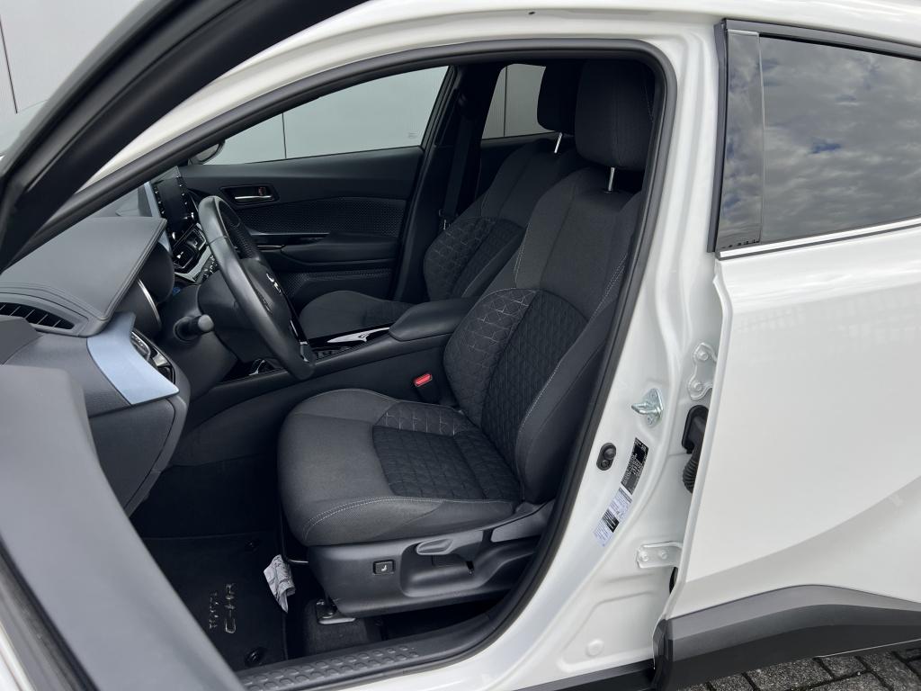 Toyota C-hr 1.8 hybrid style