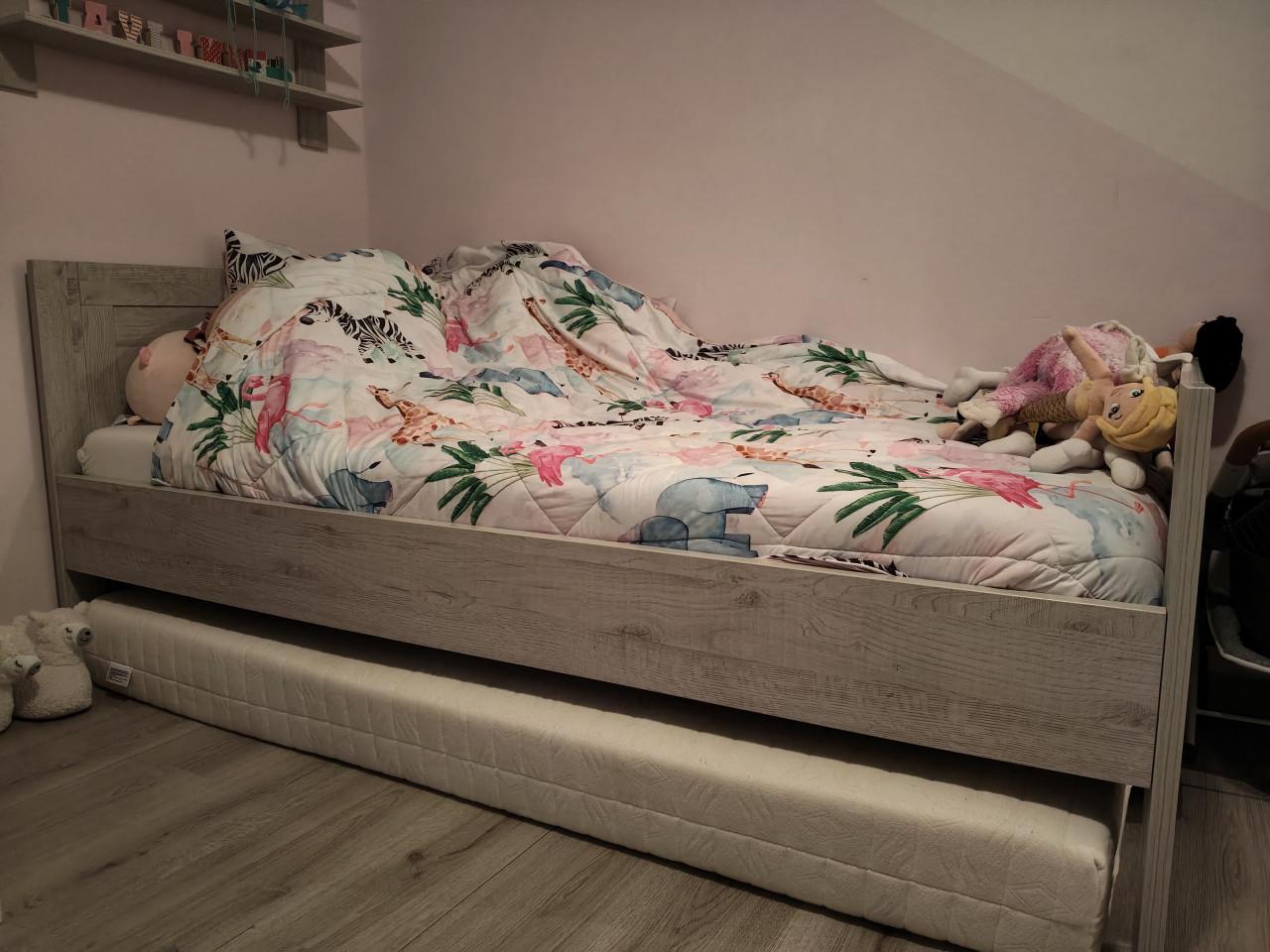 Interbaby kinderkamer - bed en kledingkast