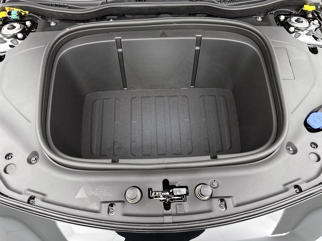 Mercedes-Benz Cla 250+ launch edition 85 kwh | multibeam led | panoramadak 