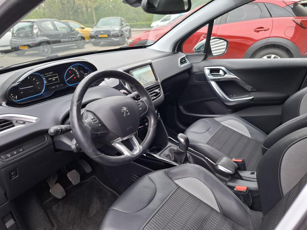 Peugeot 2008 suv 110 allure pano/clim/lmv/trekhaak