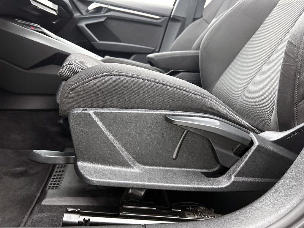 Audi A3 sportback 30 tfsi s edition | automaat | panoramadak | apple carpla