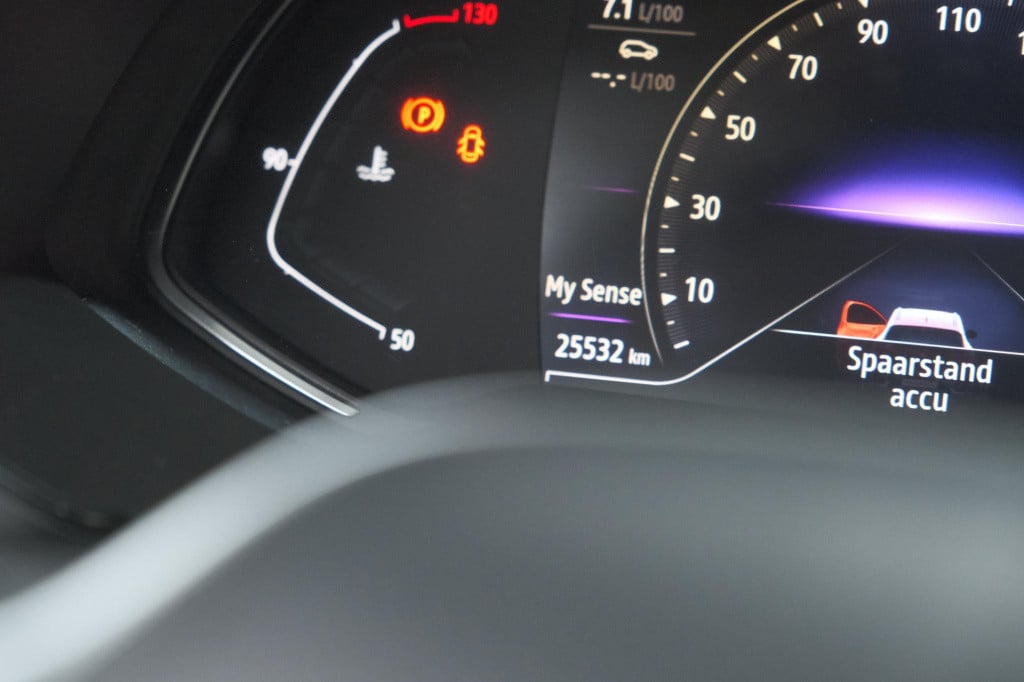 Renault Captur tce 90 techno | camera | apple carplay | navigatie | parkeer