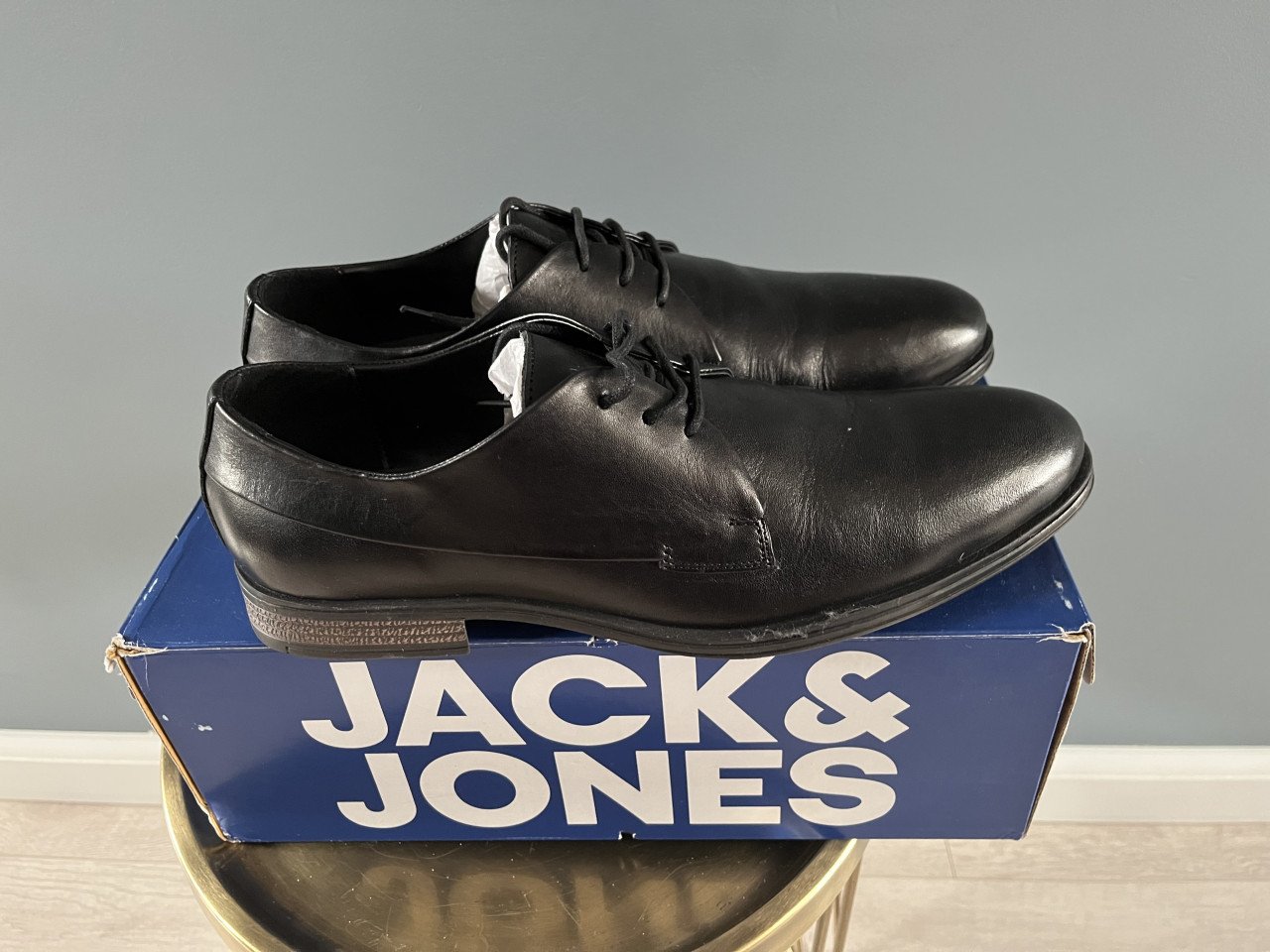 Nette heren schoenen jack en jonas maat 43