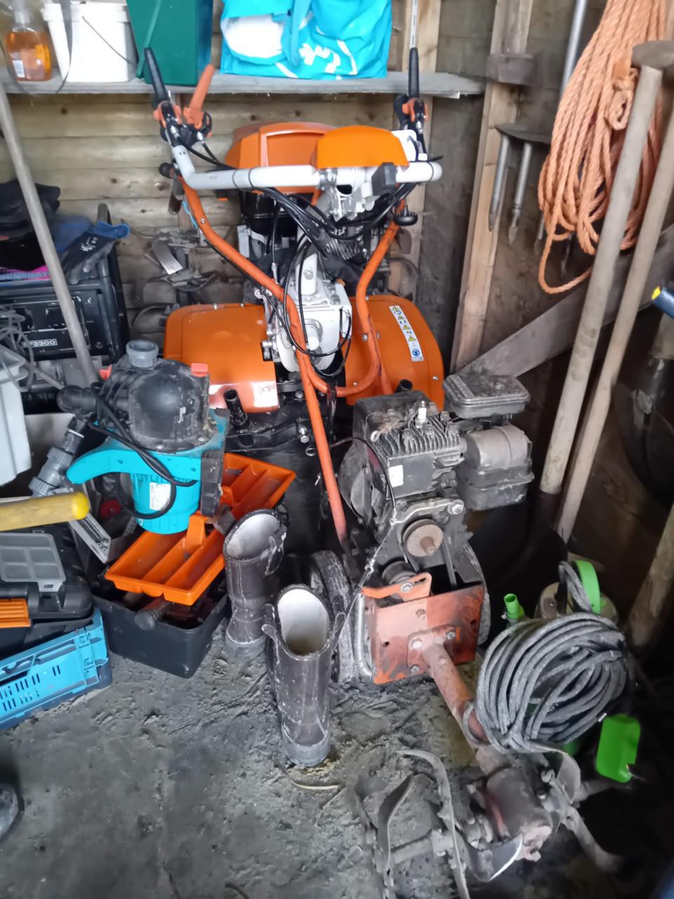 Diverse tuingereedschappenTe