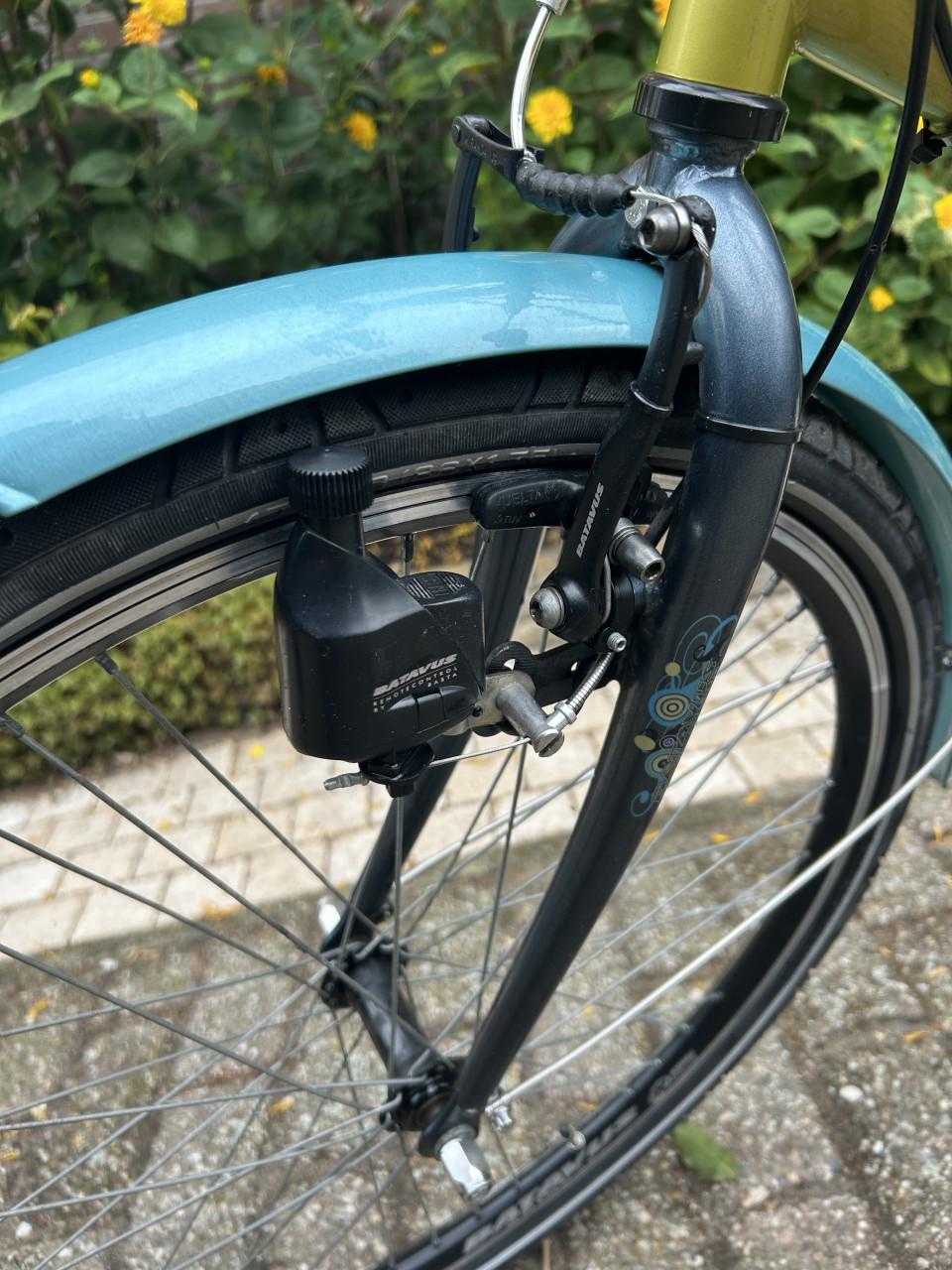 Meisjesfiets Batavus Gabana 3 versn. Meisjes vanaf 140 cm.