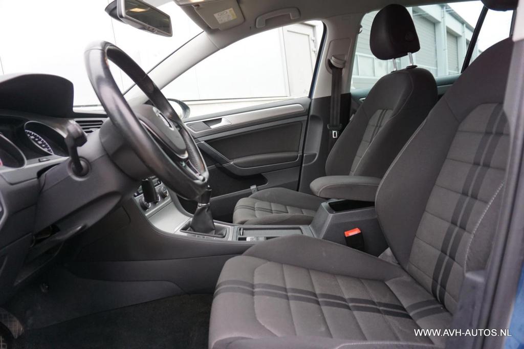 Volkswagen Golf variant 1.0 tsi business edition connected